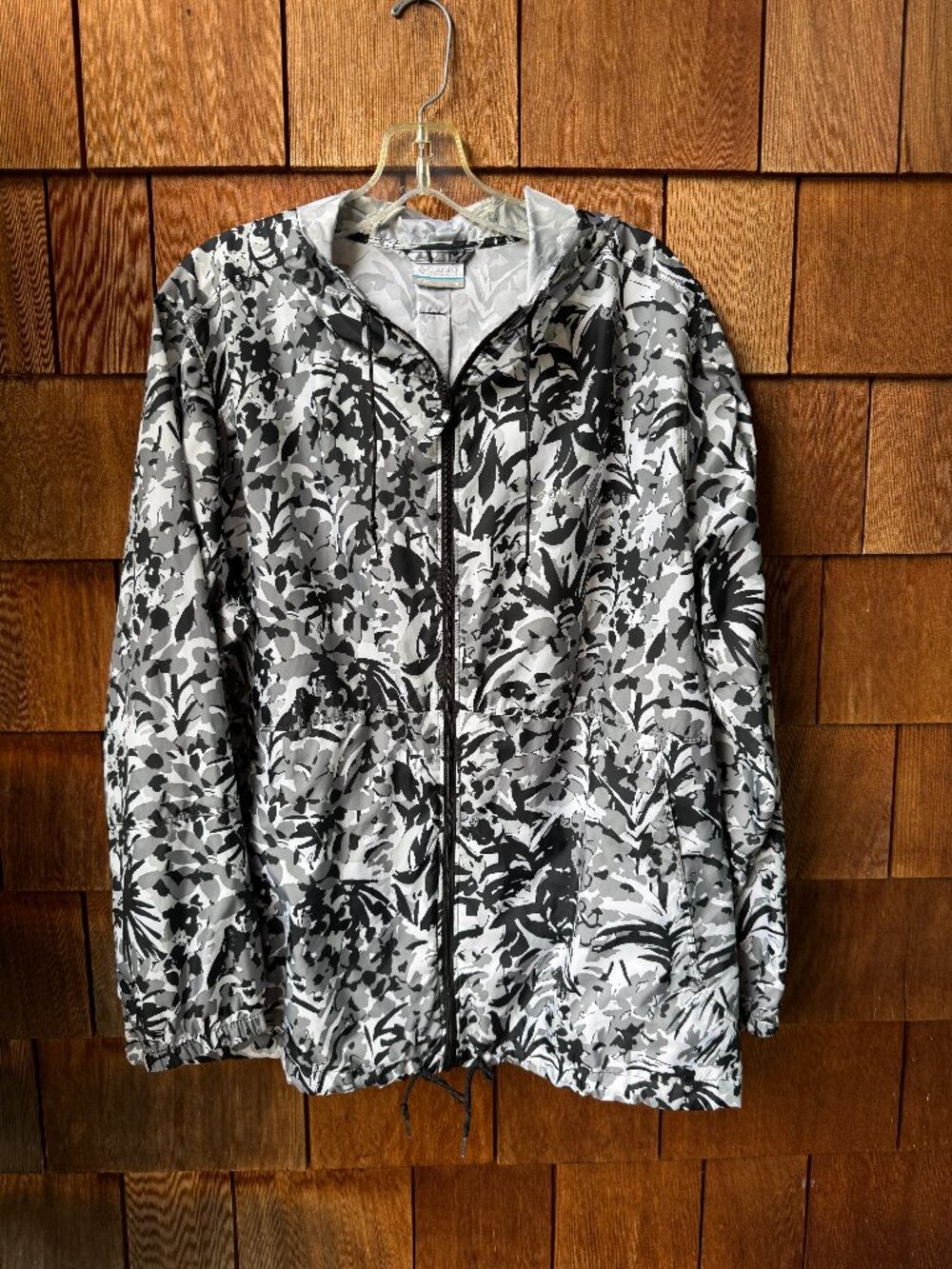 COLUMBIA Black Floral Zip Front Hooded Lightweight Windbreaker in Women's 1X